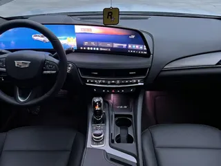 Cadillac CT5 2026 купить из Китая, цена 5 128 000 ₽ — Suifenhe Auto