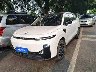 Leapmotor B10 2025 купить из Китая, цена 2 830 000 ₽ — Suifenhe Auto