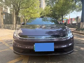 Changan A06 2025 купить из Китая, цена 1 839 000 ₽ — Suifenhe Auto