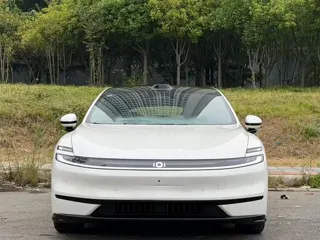 Changan A06 2025 купить из Китая, цена 3 842 000 ₽ — Suifenhe Auto