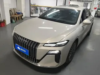 Roewe M7 DMH 2025 купить из Китая, цена 2 782 000 ₽ — Suifenhe Auto