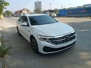 Volkswagen Sagitar 2025 купить из Китая, цена 3 101 000 ₽ — Suifenhe Auto