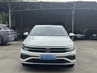 Volkswagen Bora 2025 купить из Китая, цена 1 827 000 ₽ — Suifenhe Auto