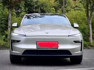 Tesla Model Y 2026 купить из Китая, цена 8 239 000 ₽ — Suifenhe Auto