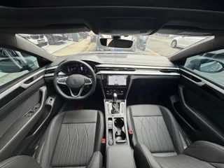 Volkswagen CC 2025 купить из Китая, цена 4 136 000 ₽ — Suifenhe Auto